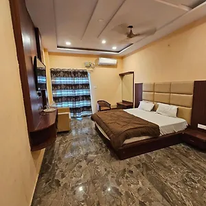 hotel-aditya-inn.hotels-varanasi.com/